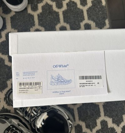 Off White Be Right Back
