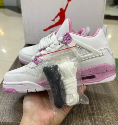 Jordan 4 Pink Oreo