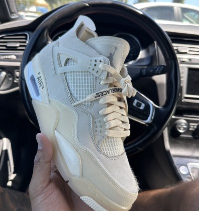 Off White Jordan 4