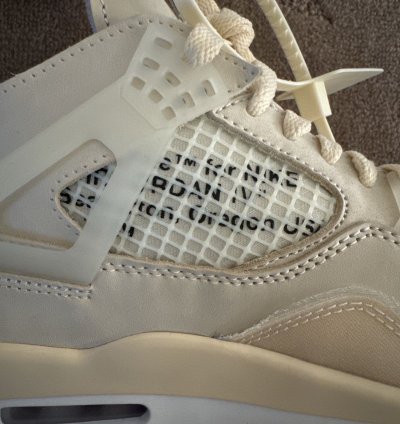 Off White Jordan 4