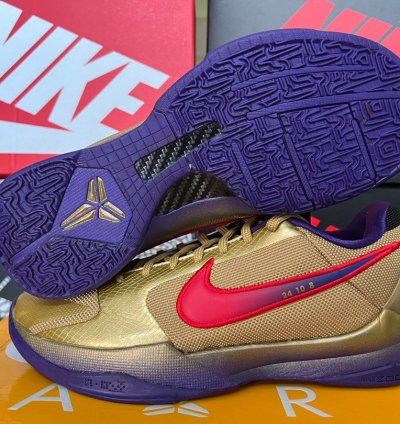 Undefeated X Nike Kobe 5 Protro Hall Of Fame