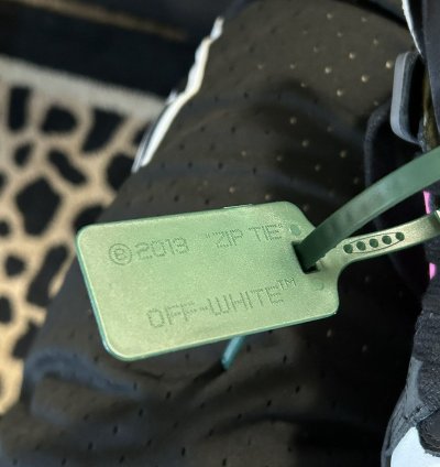 Off White Sponge Mid Top Black Fuchsia