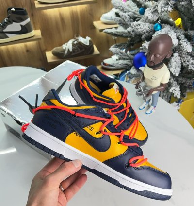 Nike Dunk Low X Off-white University Gold