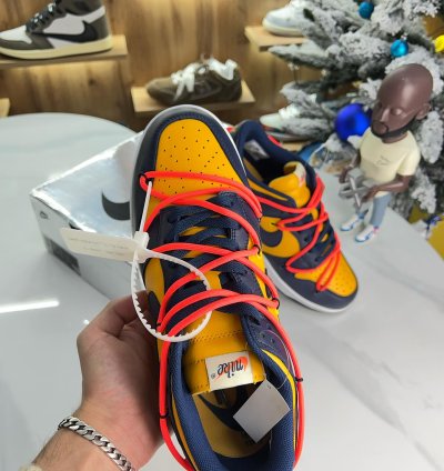 Nike Dunk Low X Off-white University Gold