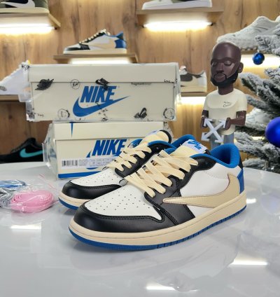Jordan 1 Retro Low Og Sp Fragment X Travis Scott