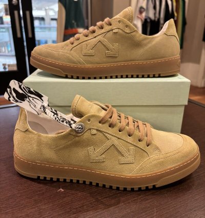 Off-white 2 0 Low Sneakers Wheat Brand New