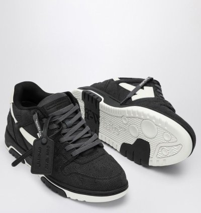 Off-white Black White Sneaker Out Of Office