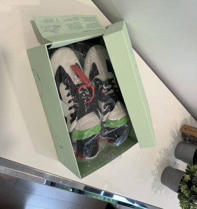 Off-white Floating Arrow Vulcanized Low Black Green Red