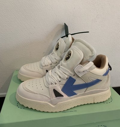 Off-white Midtop Sponge Snkrs Pristine