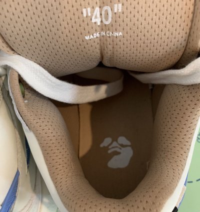 Off-white Midtop Sponge Snkrs Pristine
