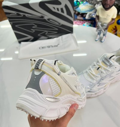 Off-white Be Right Back White