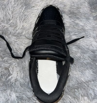 Off-white Out Of Office