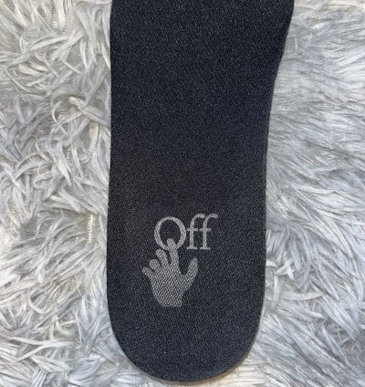 Off-white Out Of Office