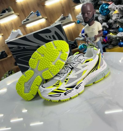 Off-white Be Right Back White Green