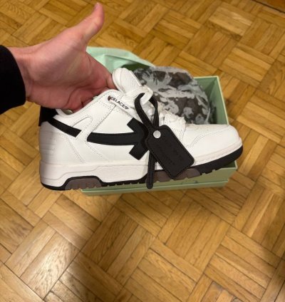 Off-white Out Of Office White-black