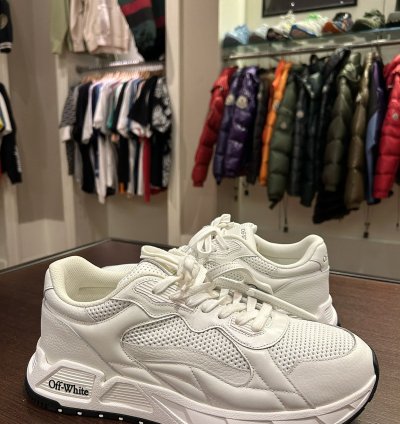 Off-white Runner Low Top