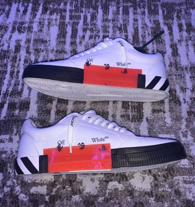 Off-white Vulcanized Canvas Shoes