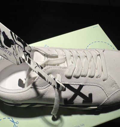 Off-white Vulcanized Low