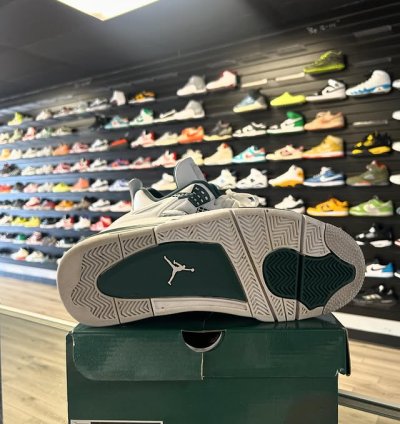 Jordan 4 oxidized