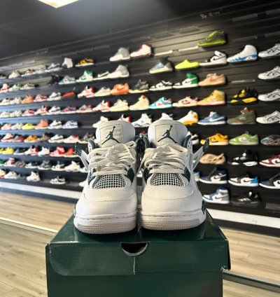 Jordan 4 oxidized