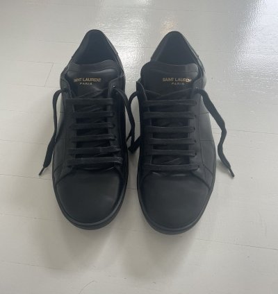 Saint Laurent Black Court Classics
