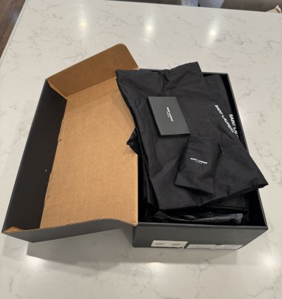 Saint Laurent Court Classic Sl 06 Sneakers