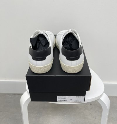 Saint Laurent Signa Low Top Sneakers
