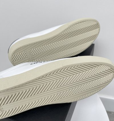 Saint Laurent Signa Low Top Sneakers