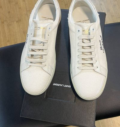 Saint Laurent Sl06 Off White Low Top Sneaker