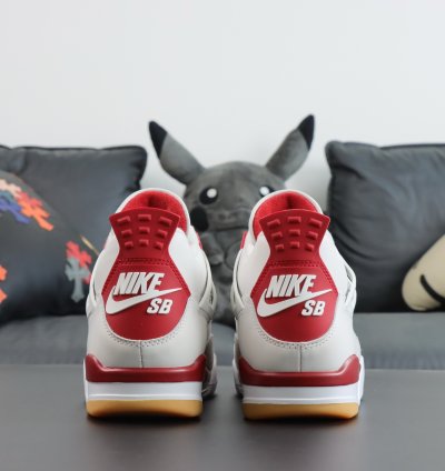 Nike Sb X Nike Air Jordan Varsity Red Dr5415-106