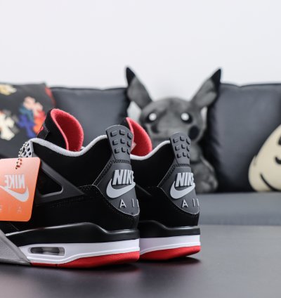 Nike Air Jordan 4 bred 308497-060
