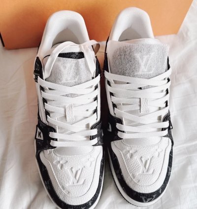 Lv Trainer Sneaker black White Monogram