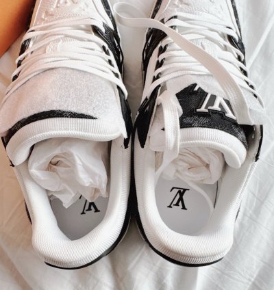 Lv Trainer Sneaker black White Monogram