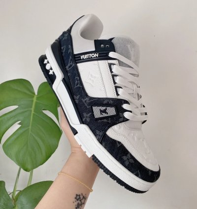 Lv Trainer Sneaker black White Monogram