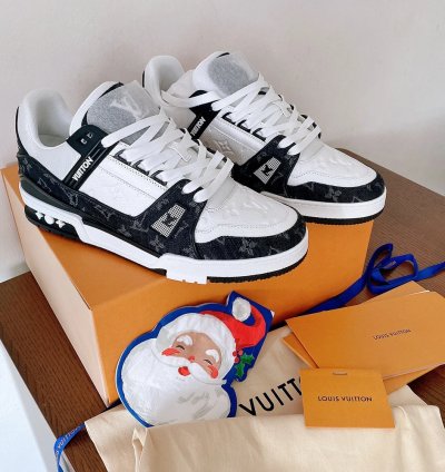 Lv Trainer Sneaker black White Monogram