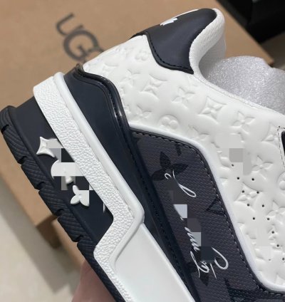 Lv Trainer Sneaker black White Monogram