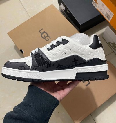 Lv Trainer Sneaker black White Monogram