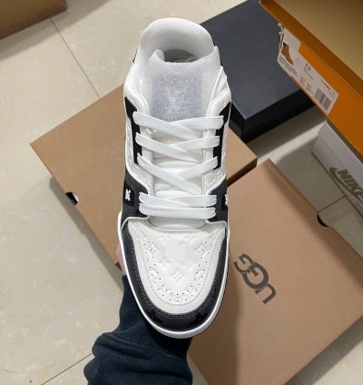 Lv Trainer Sneaker black White Monogram