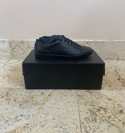 Sl01 Low Top Sneakers In Black