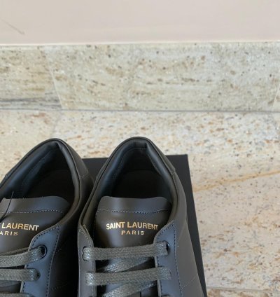 Sl01 Low Top Sneakers In Haunting Green