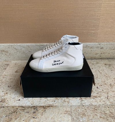 Sl06 20 Embroidered Logo Sneakers In Panna Milk