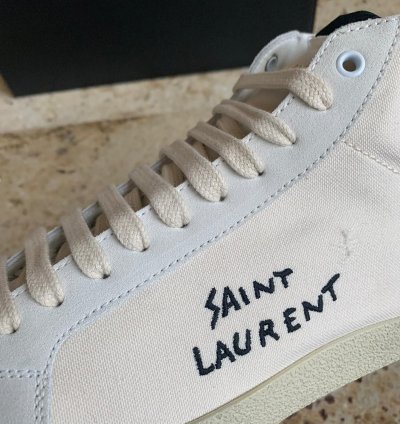 Sl06 20 Embroidered Logo Sneakers In Panna Milk