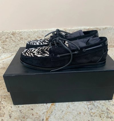 Suede Deck Loafers In Black With Zebra Color