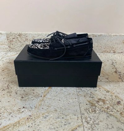 Suede Deck Loafers In Black With Zebra Color