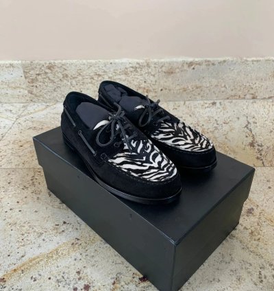Suede Deck Loafers In Black With Zebra Color