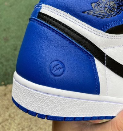 Air Jordan 1 Retro High Fragment