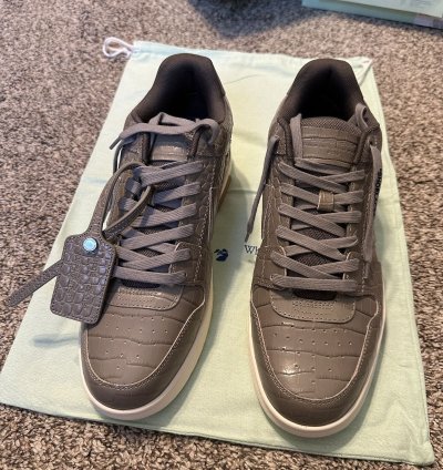 Us 11 Off-white Out Of Office Crocodile Print Specials Grey