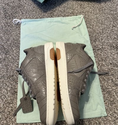 Us 11 Off-white Out Of Office Crocodile Print Specials Grey