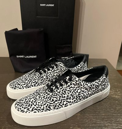 Venice Lace Up Sneakers In Black White