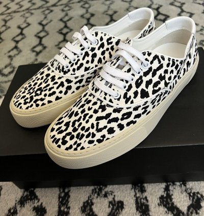 Venice Low Top Sneaker